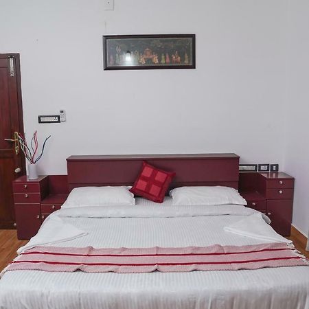 Thanal Premium Villa By - A Place To Call Your Home Muvattupuzha Eksteriør billede