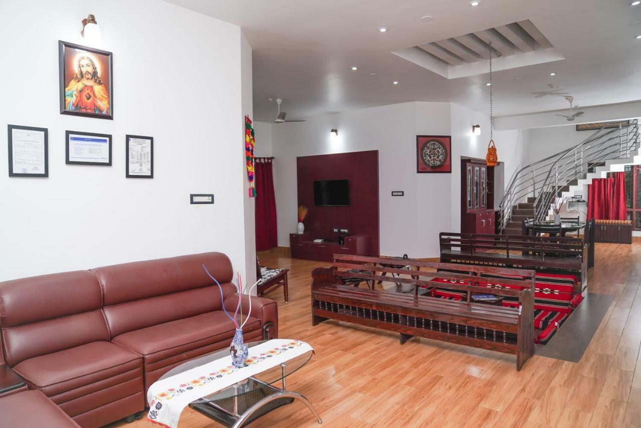 Thanal Premium Villa By - A Place To Call Your Home Muvattupuzha Eksteriør billede